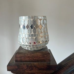 Mirrored silver votive